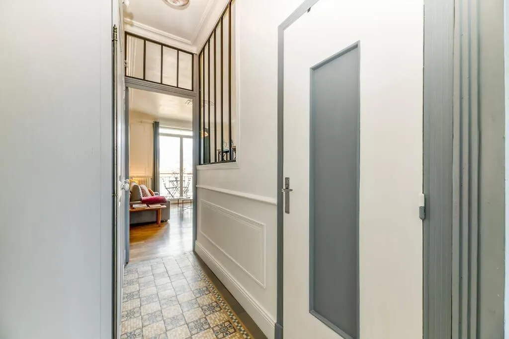 Esprit Vintage: Lit Double, Balcon, Wifi, Equipe+ Apartment Grenoble France