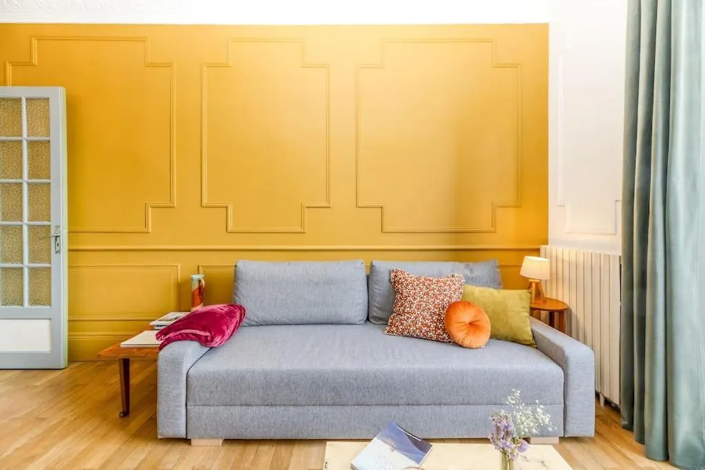 Esprit Vintage: Lit Double, Balcon, Wifi, Equipe+ Apartment Grenoble 0*,